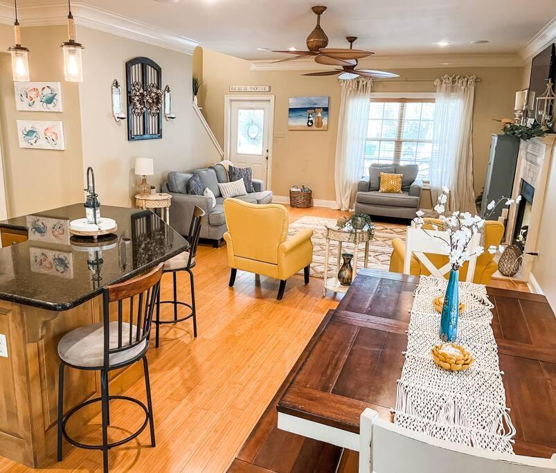 Pet Friendly Tranquil Cottage With Fire-Pit And Seasonal Hot Tub Sept-March Minutes To Beaches Dauphin Island Exterior foto