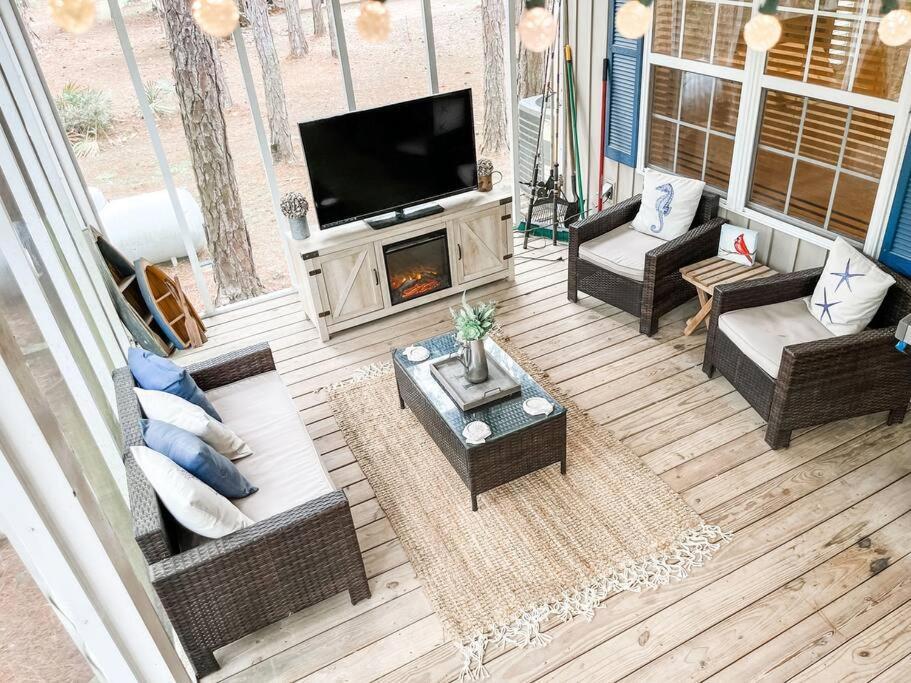 Pet Friendly Tranquil Cottage With Fire-Pit And Seasonal Hot Tub Sept-March Minutes To Beaches Dauphin Island Exterior foto