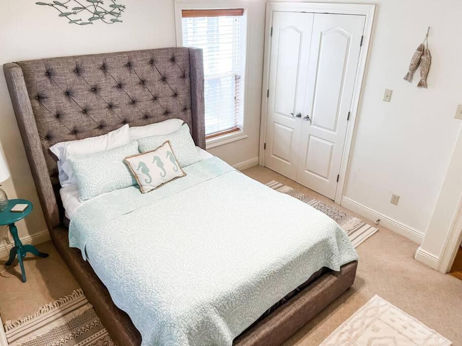 Pet Friendly Tranquil Cottage With Fire-Pit And Seasonal Hot Tub Sept-March Minutes To Beaches Dauphin Island Exterior foto